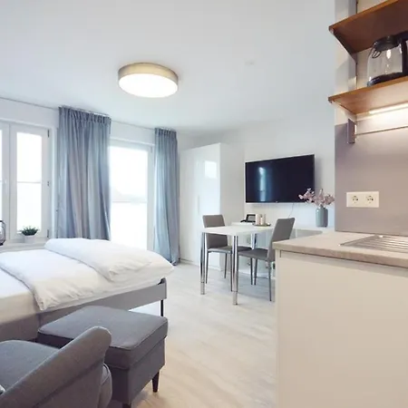 Apartman Helles Komplett Eingerichtet